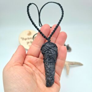 TEKTIT v makrame vezavi ~ Skrivnost prisotnosti