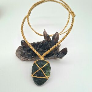 MOLDAVIT v makrame vezavi