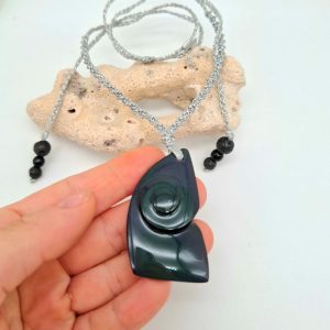 RAINBOW OBSIDIAN ogrlica - Marični bojevnik