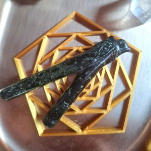 Kuripe iz serpentinita - orel